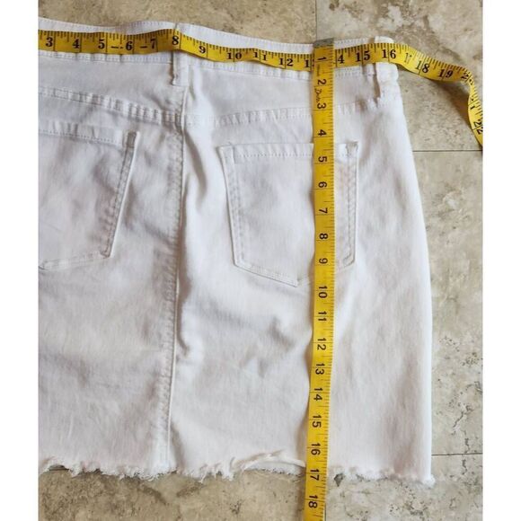 R7  Jones New York mini denim skirt - Picture 6 of 6